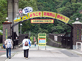 �������R�ό��@�����