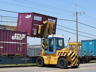 11.5t�t�H�[�N���t�g