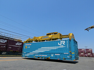 24t�g�b�v���t�^�[