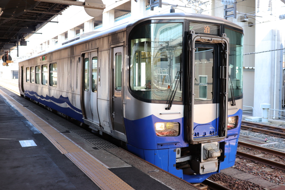 えちごトキめき鉄道ET122形気動車