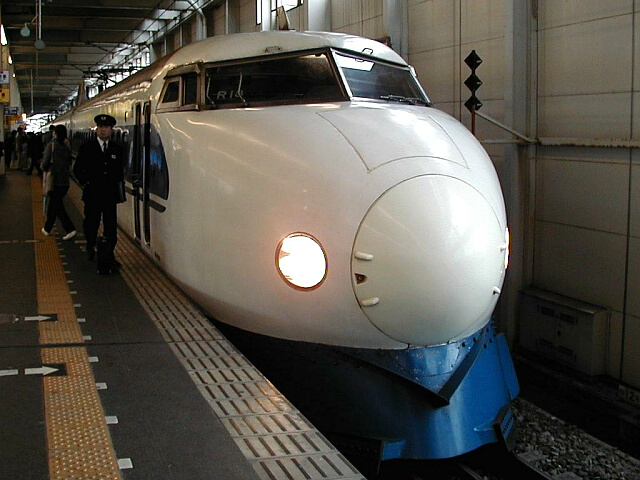 0�n5000�ԑ�d��