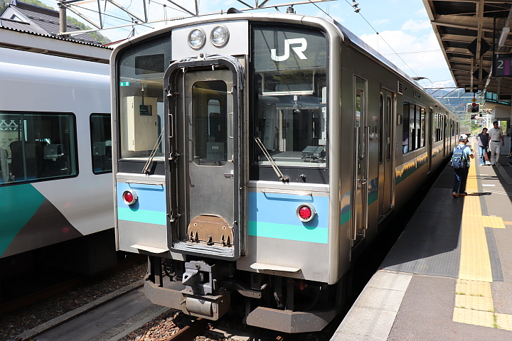 E127系100番台電車