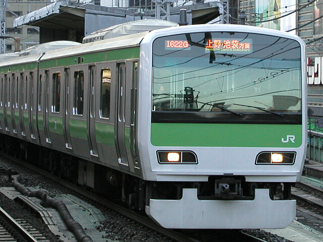 E231�n500�ԑ�d��