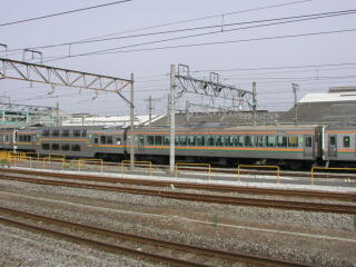 �V�O���d�ԋ�211�n�O���[����