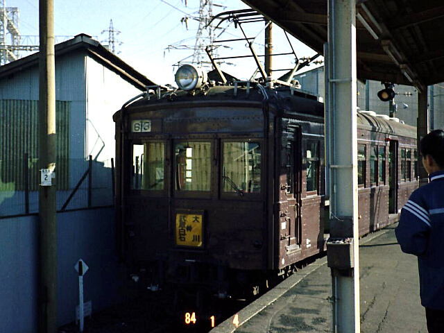 �N���n12�`�d�ԁi��ђʑ��j