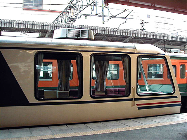 �u�₷�炬�v�W�]��