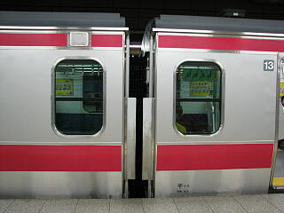 E331�n�d�Ԃ̘A����