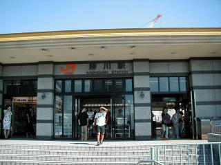 �i�q����w