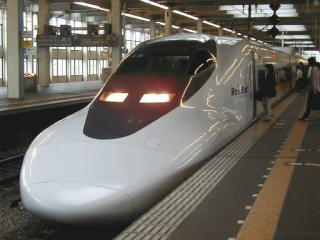 700�n7000�ԑ�d��