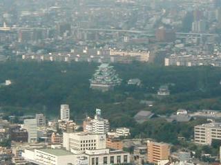 ���É���