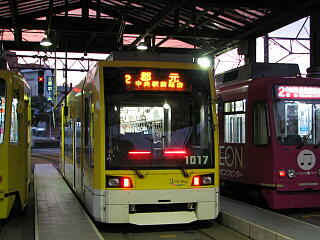 �������s��ʋ�1000�`�d��