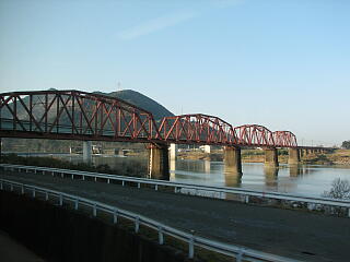 ��F����񂶓S���Ƃ̌���