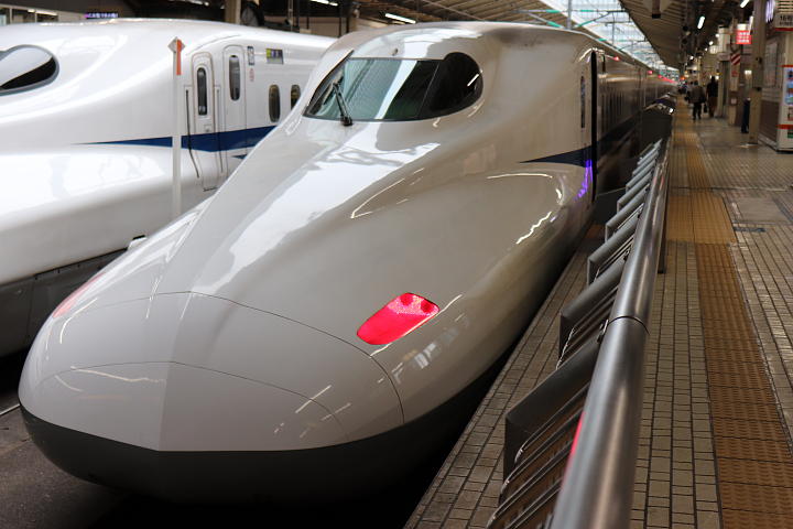 N700系1000番台電車