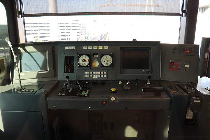 名古屋臨海高速鉄道　1000形電車の運転台