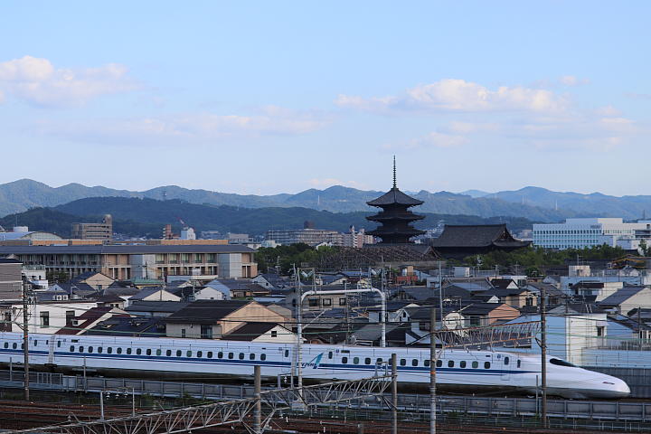 東寺と新幹線