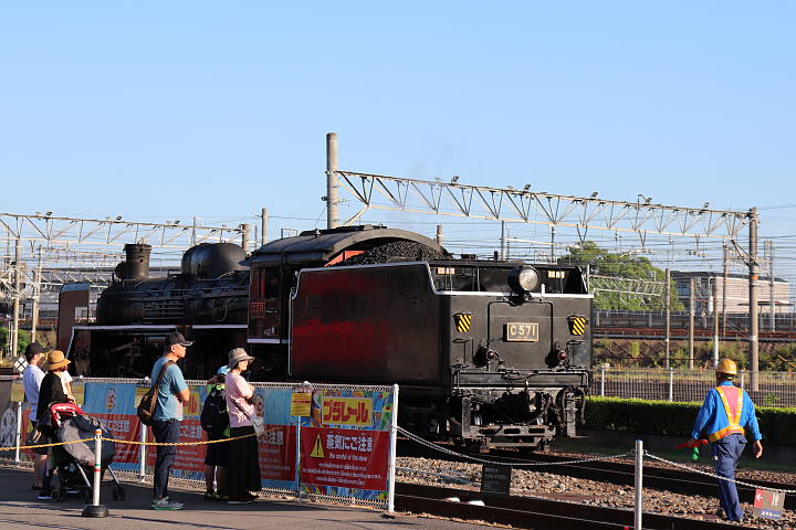 C57形蒸気機関車