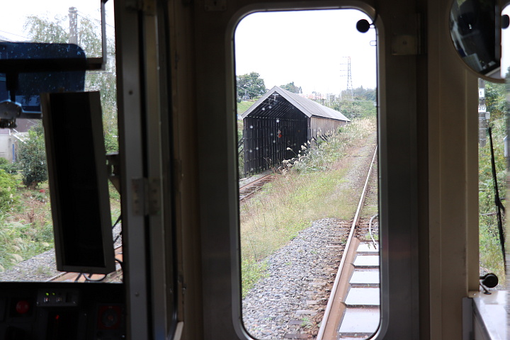 二本木駅のスイッチバック