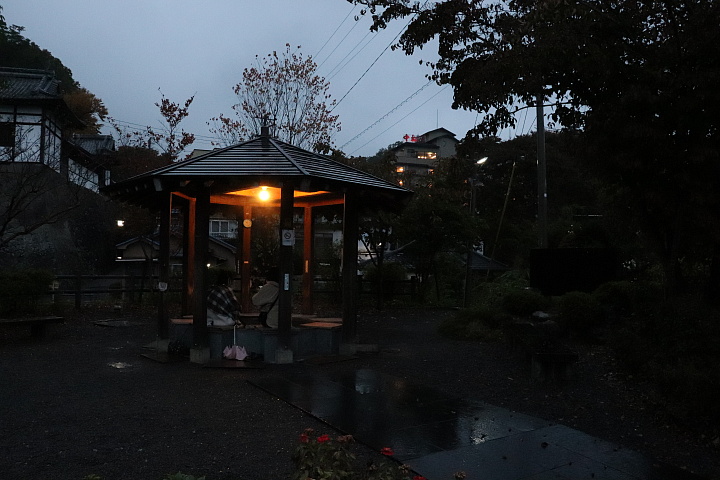 別所温泉足湯ななくり