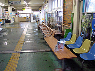 長野原草津口駅コンコース