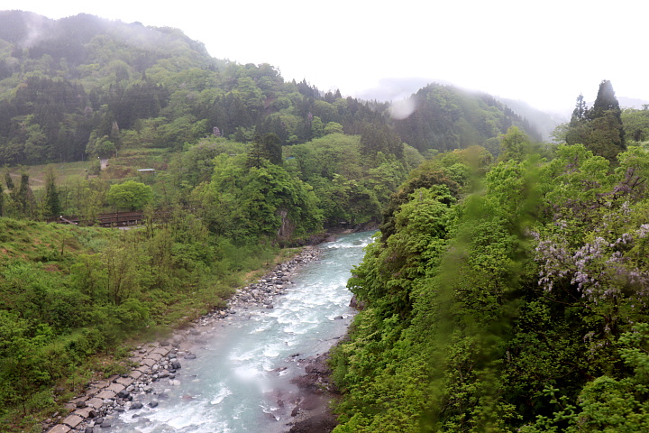 富山地方鉄道の車窓