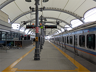 ����`�w�z�[��