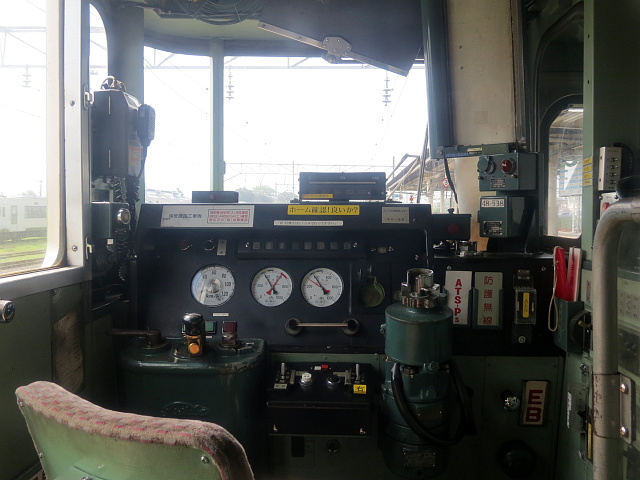 キハ48形気動車の運転台