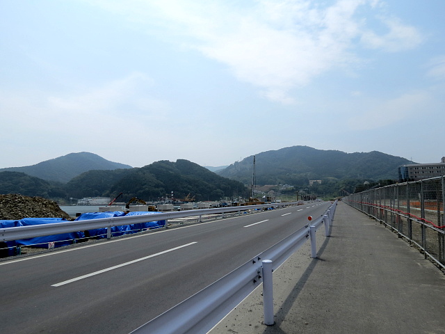 �C�݉����̓�