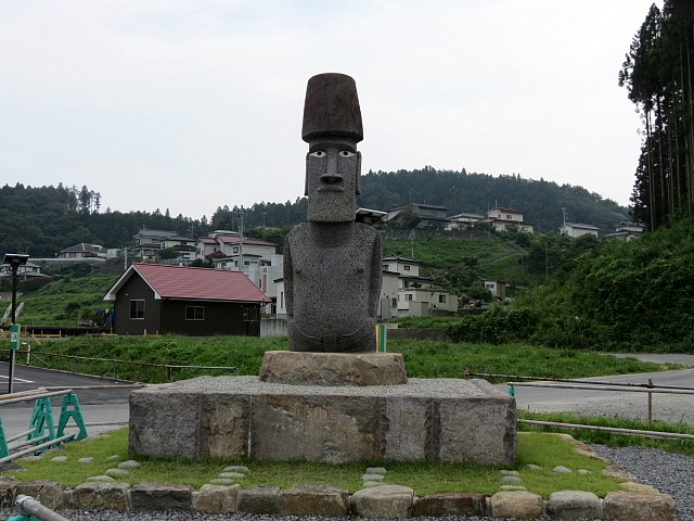モアイ像