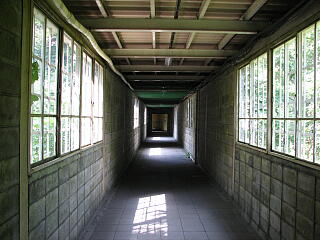 ������z�[���ւ̒ʘH