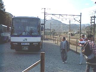 �i�q�o�X�������