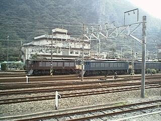 ����^�]��