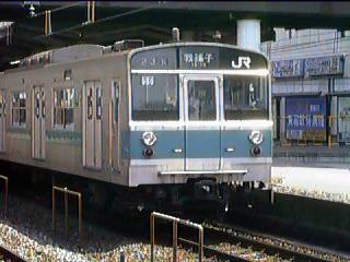 �ŏ��̃g�b�v�y�[�W�ʐ^�u203�n�d�ԁv